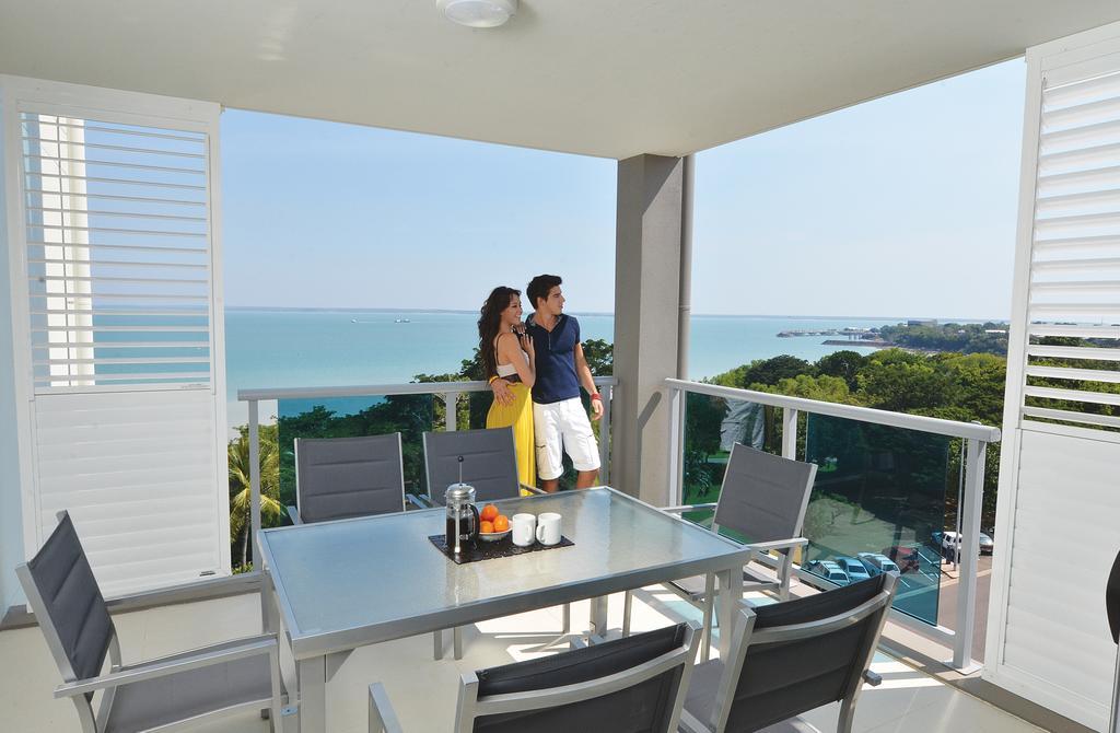 C2 Esplanade Service Apartments Даруин Стая снимка