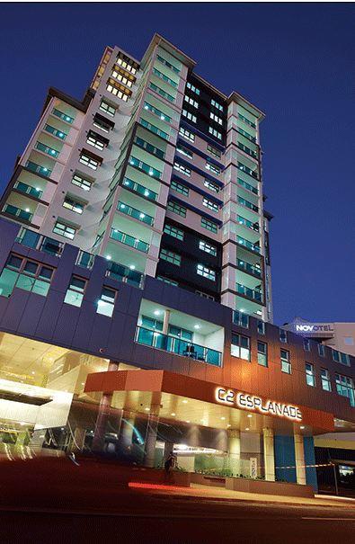 C2 Esplanade Service Apartments Даруин Екстериор снимка