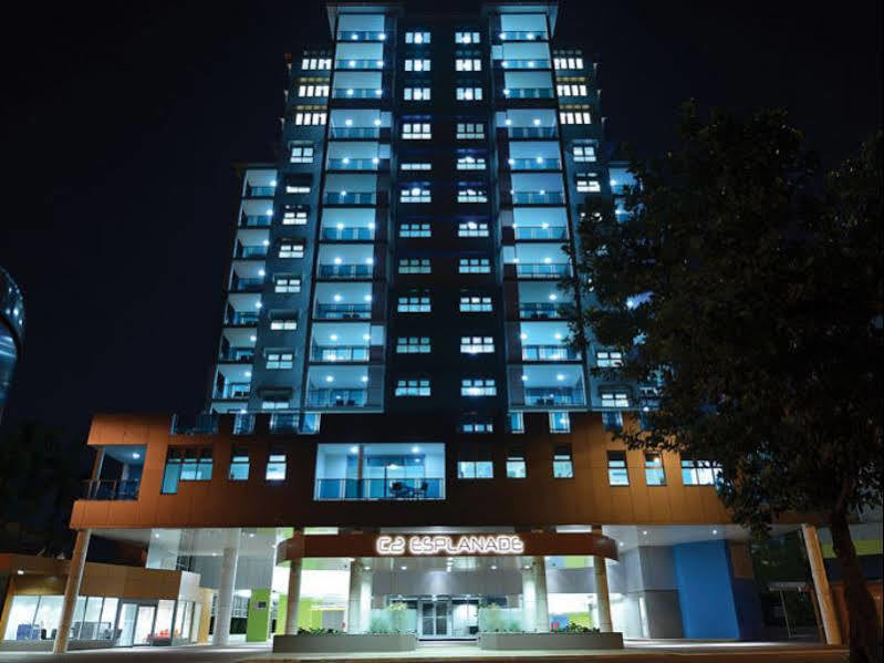 C2 Esplanade Service Apartments Даруин Екстериор снимка